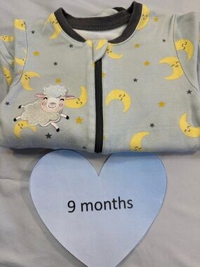 ⭐️ Tuffy Grey and Yellow onesie sleeper with embroidered lamb and moon Print